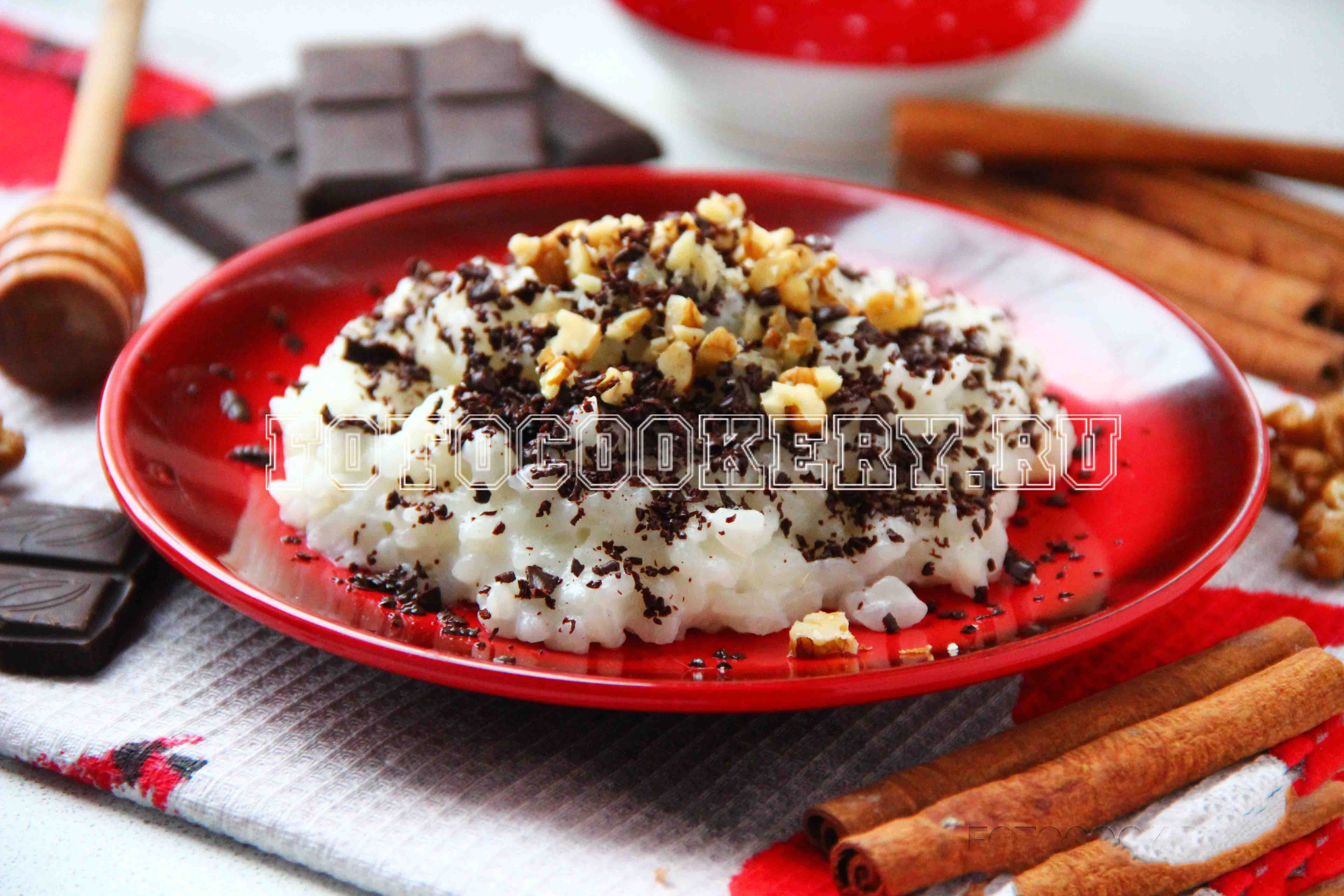 рисовая каша с орехами и шоколадом