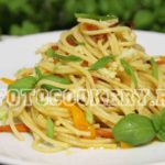 Спагетти с овощами